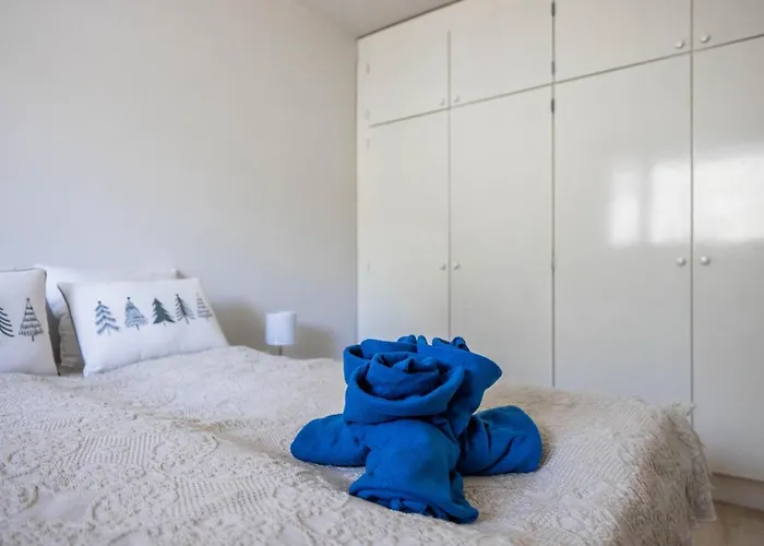 Arctic Circle Corner - Santa Village - Wifi - By Sharpcat *